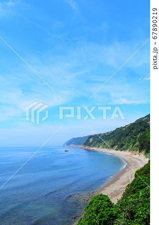 淡路島 南淡路水仙ラインのドライブ道の写真素材