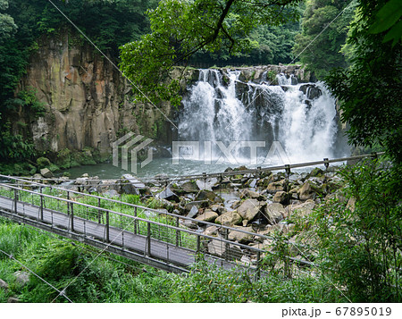 宮崎県 都城市 関之尾滝 67895019