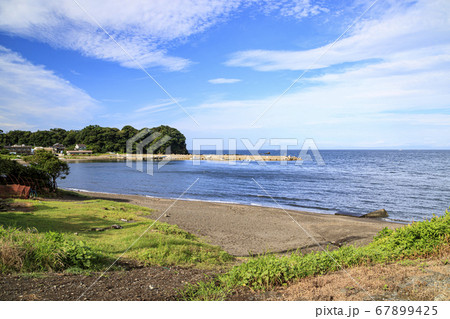湘南の小さい漁港の風景 湘南の小さい漁港の風景 67899425