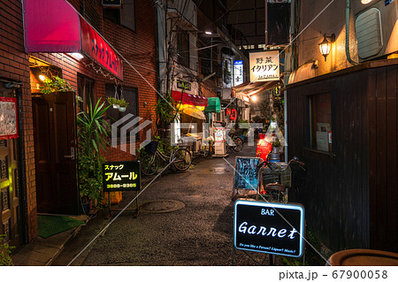 《東京都》北千住・ノスタルジックな飲み屋街 《東京都》北千住・ノスタルジックな飲み屋街 67900058
