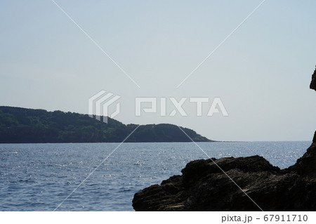 深浦の大岩海岸の風景 深浦の大岩海岸の風景 67911710