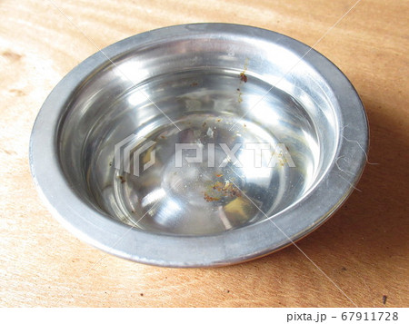 ペット用の水 ペット用の水 67911728