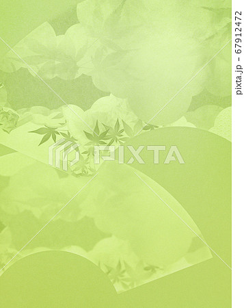 扇をモチーフとした緑色の背景 67912472