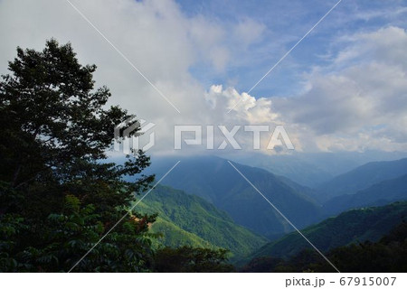 台湾 山脈 山岳 67915007