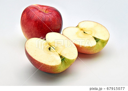 りんご（夏あかり） 67915077