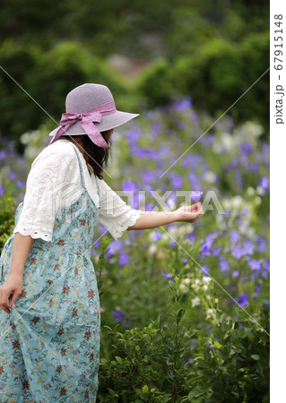 花 女性 女 67915148
