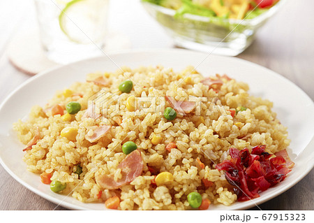 ドライカレー　カレーピラフ 67915323
