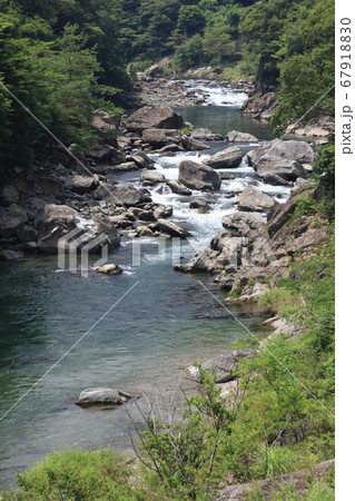 銅山川（吉野川最長の支流）の富郷渓谷 67918830