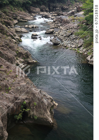 銅山川(吉野川最長の支流)の富郷渓谷 銅山川(吉野川最長の支流)の富郷渓谷 67918938