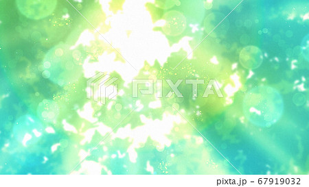 優しい木漏れ日の背景イラスト　日差し　リラックス　森林浴　光の背景装飾 67919032