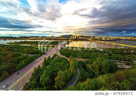 韓国 ソウル市 永登浦区 67920473