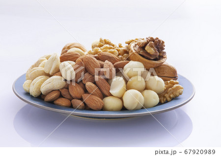 木の実 ナット 堅果 67920989