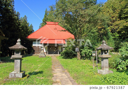 小菅の里 小菅神社護摩堂 小菅の里 小菅神社護摩堂 67921387