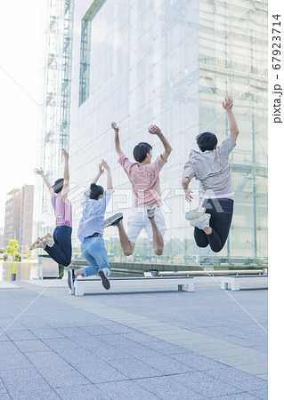 大学生のポートレート 大学生のポートレート 67923714