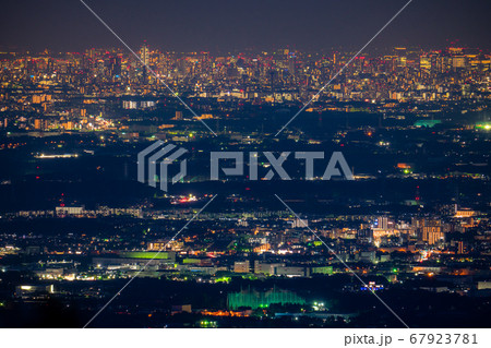 東京都 東京の夜景 超超超望遠撮影の写真素材