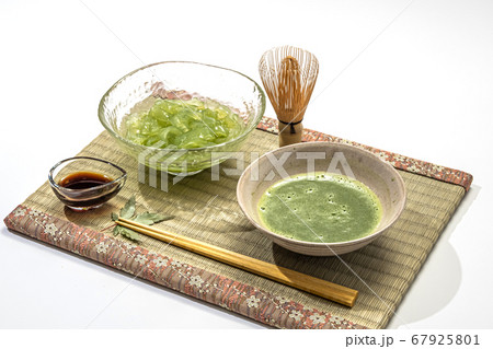 抹茶のくずきり　kudzu starch noodles japanese dessert 67925801