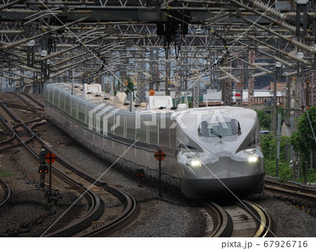 新幹線N700S　J5編成　米原駅にて 67926716
