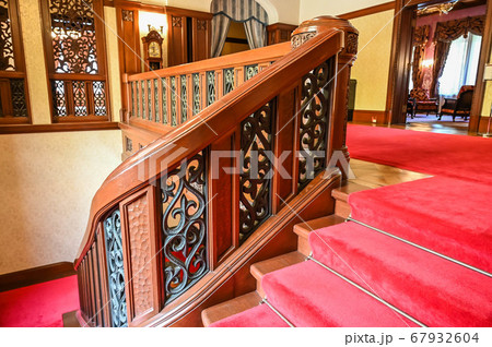 旧前田家本邸　洋館　階段 67932604