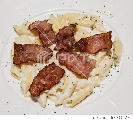 penne white sauce and crispy ham penne white sauce and crispy ham 67934428