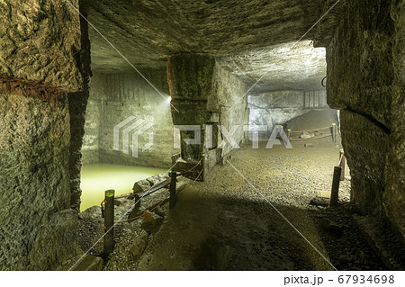 西伊豆 伊豆石採掘場跡 室岩洞 西伊豆 伊豆石採掘場跡 室岩洞 67934698