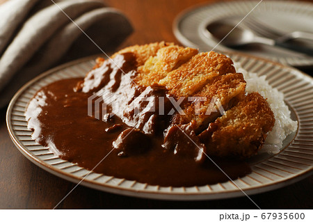 カツカレー 67935600