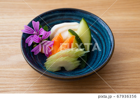 野菜の漬物盛り付けの写真素材