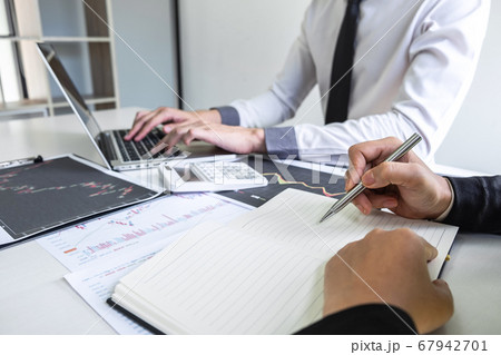 Business team investor on meeting having planning 67942701
