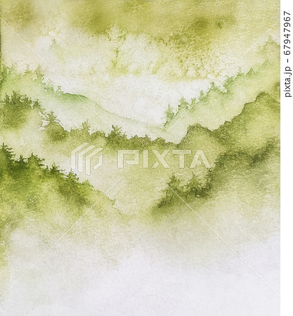 透明水彩で描く霧に包まれた森の空のイラスト素材