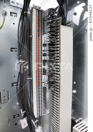 Terminal for connect the cable in electrical panel 67948137