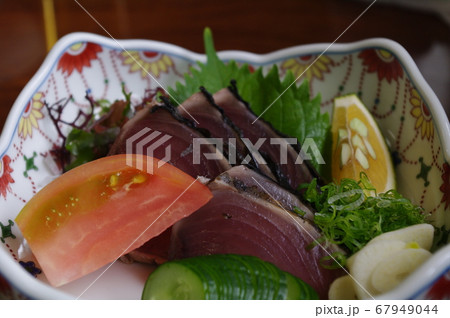 鰹のたたき 67949044