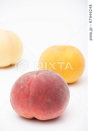 桃三種（白桃、黄桃、白鳳）三色がかわいい。 67949248