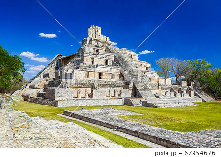 Maya city of Edzna, Yucatan, Mexico 67954676