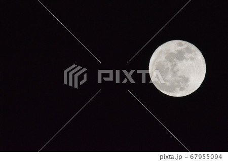 スーパームーン（埼玉県深谷市／2018年1月2日 19:32撮影） 67955094