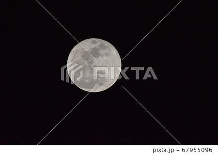 スーパームーン（埼玉県深谷市／2018年1月2日 19:16撮影） 67955096