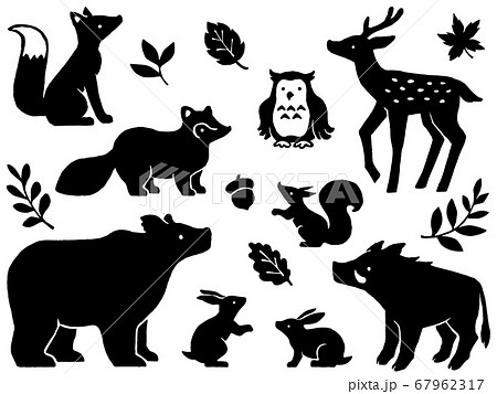森の動物達の手描きシルエットイラストセットのイラスト素材