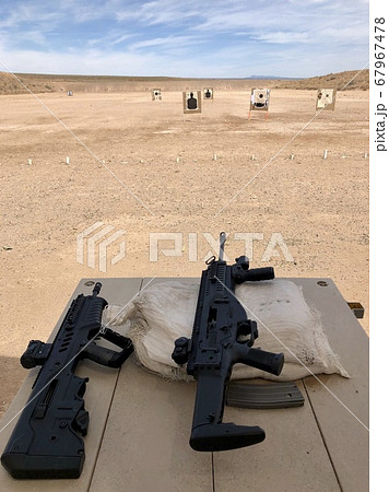 2丁のショットガン 67967478