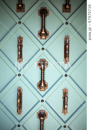 door to door handle 67970716