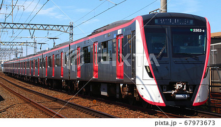 ［A］都営地下鉄浅草線5500形（各駅停車） 67973673