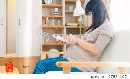 電卓で計算する妊婦 体重管理 費用計算 16:9 電卓で計算する妊婦 体重管理 費用計算 16:9 67974107