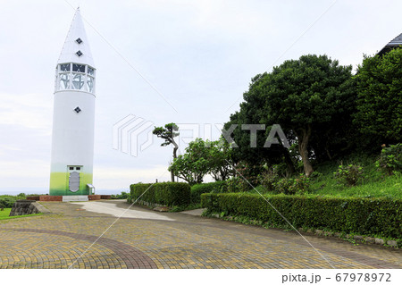 梅雨時期の三浦半島城ヶ島の風景 梅雨時期の三浦半島城ヶ島の風景 67978972