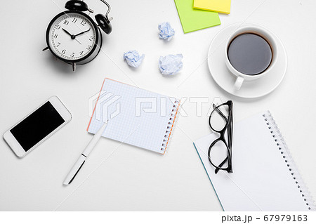 Alarm clock with crumpled paper balls.Timing and thinking idea concept. 67979163