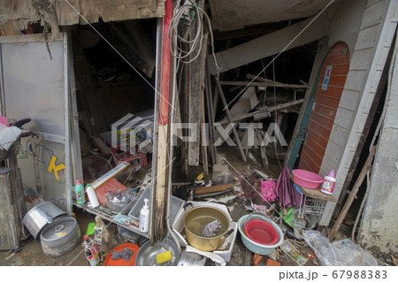 人吉市球磨川水害歓楽街被災 人吉市球磨川水害歓楽街被災 67988383