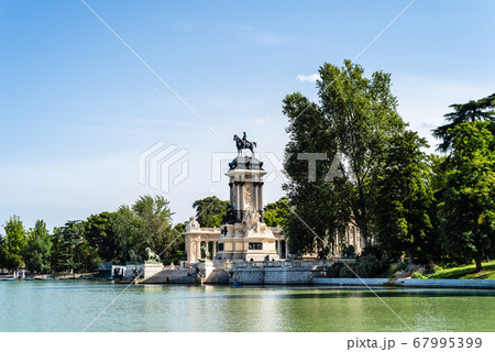 Monument to King Alfonso XII in Buen Retiro Park of Madrid Monument to King Alfonso XII in Buen Retiro Park of Madrid 67995399