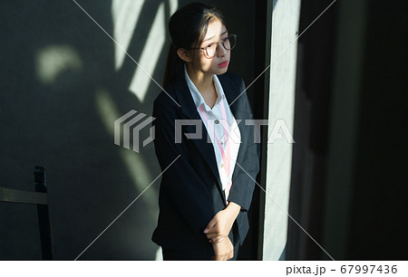 Business woman, thinking Business woman, thinking 67997436