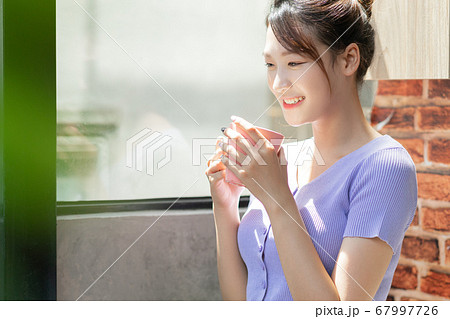 Woman lifestyle Woman lifestyle 67997726