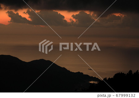 夕暮れの仁科峠 夕暮れの仁科峠 67999132