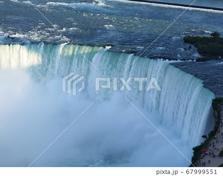 ナイアガラの滝・カナダ滝 俯瞰 / Niagara Falls 67999551