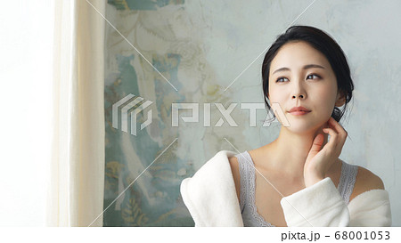 女性の美容イメージ スキンケア 女性の美容イメージ スキンケア 68001053