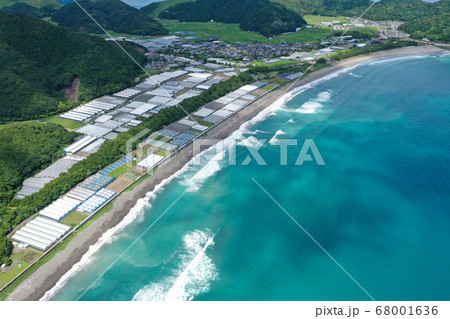 高知県四万十町 興津海水浴場の風景の写真素材