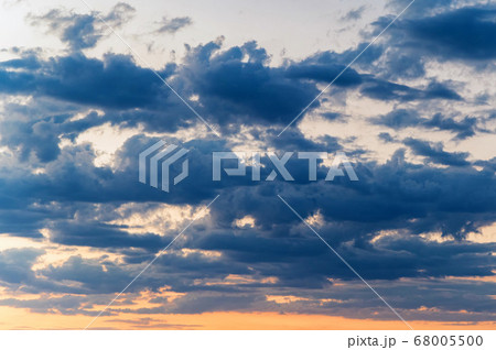 Heavenly blue sunrise with beautiful clouds over the sky 68005500